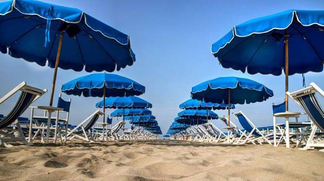 Stabilimenti balneari aperti fino al 31 ottobre