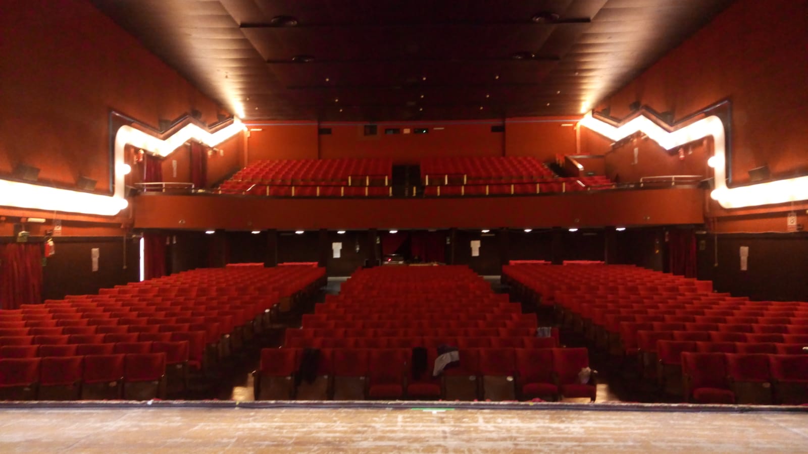 Affidato l�incarico per il restyling del Metropolitan Ferrari e Vita: �La progettazione � il primo passo necessario per reperire finanziamenti�