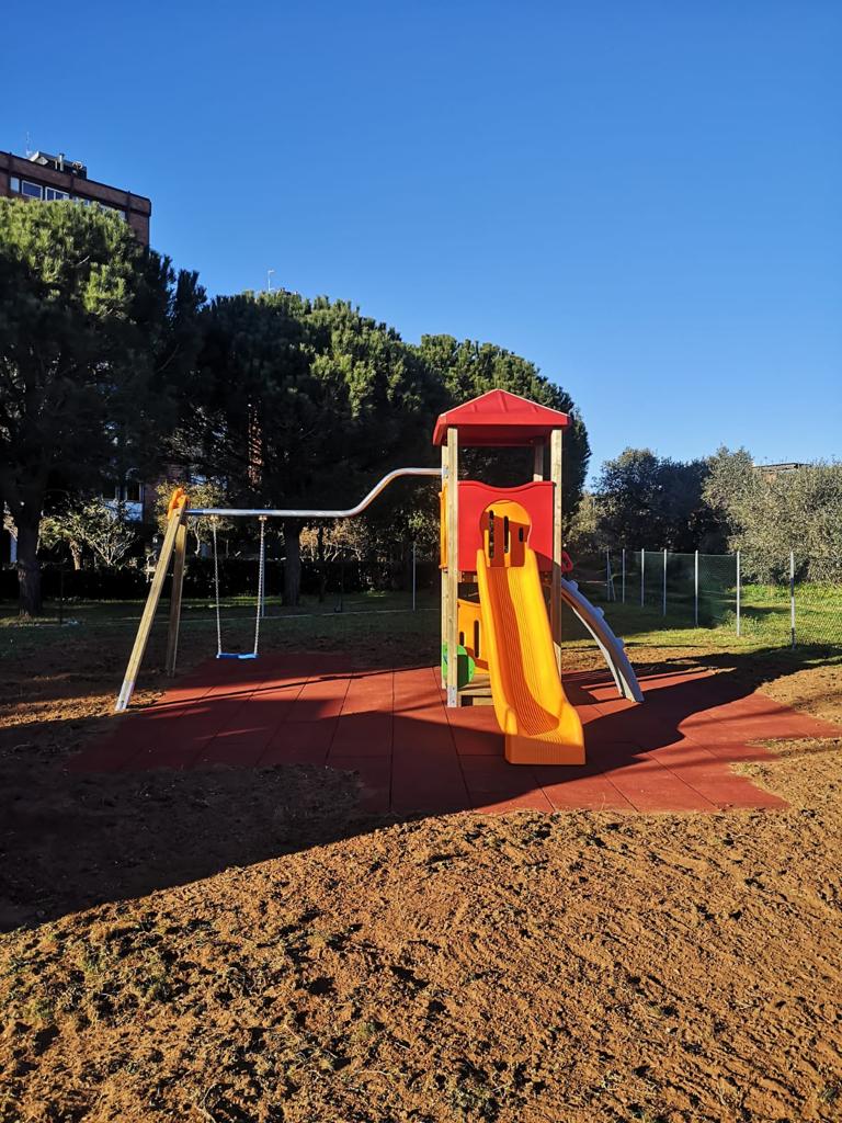 Nuovi giochi negli spazi esterni delle scuole