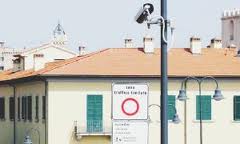 Ztl nel centro storico: dal 1&deg; giugno chiusura del transito da piazza Bovio verso via Mazzini