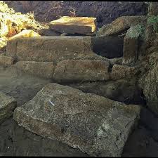 Il sarcofago etrusco di Baratti: valida l\'ipotesi della sua collocazione in un\'area pubblica