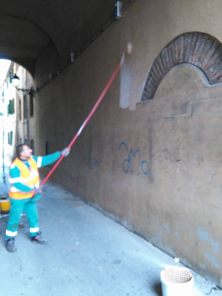 Volontari al lavoro per la comunit&agrave; Le prime opere realizzate dal gruppo dei cassintegrati