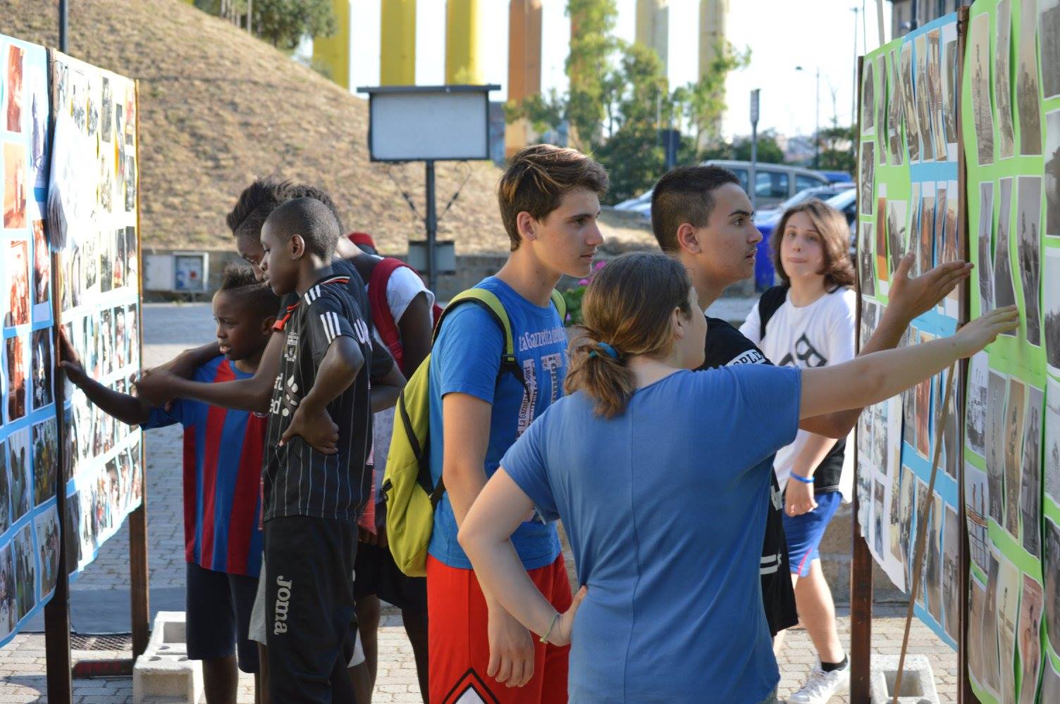 Aggiungi un posto al tavolo. Festa  al Cotone nel segno della convivenza