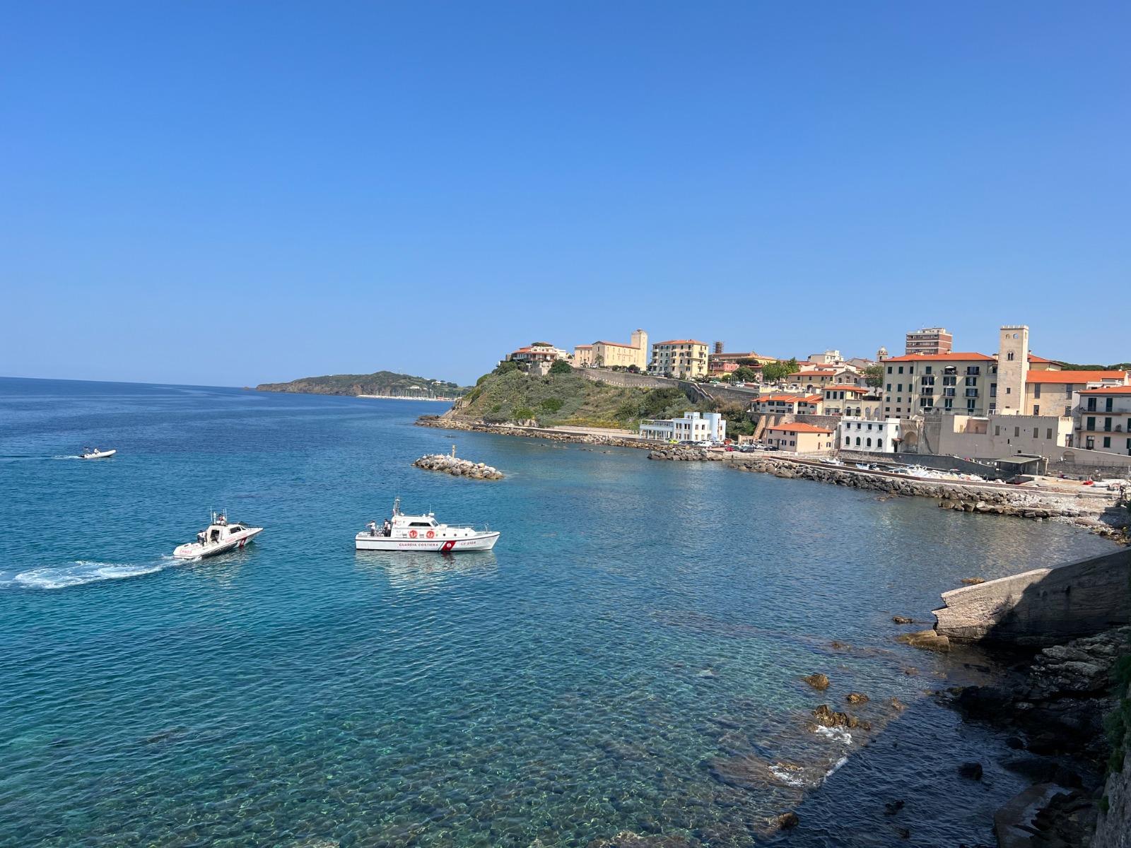 Mare Amico: si � svolta stamani la simulazione di soccorso in mare rivolta agli studenti