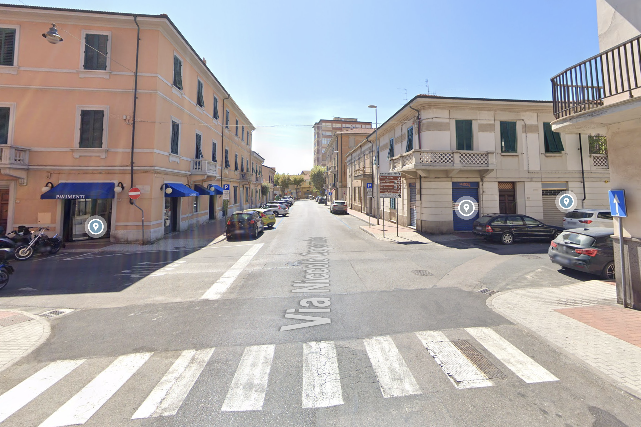 Nuovo asfalto in via Copernico