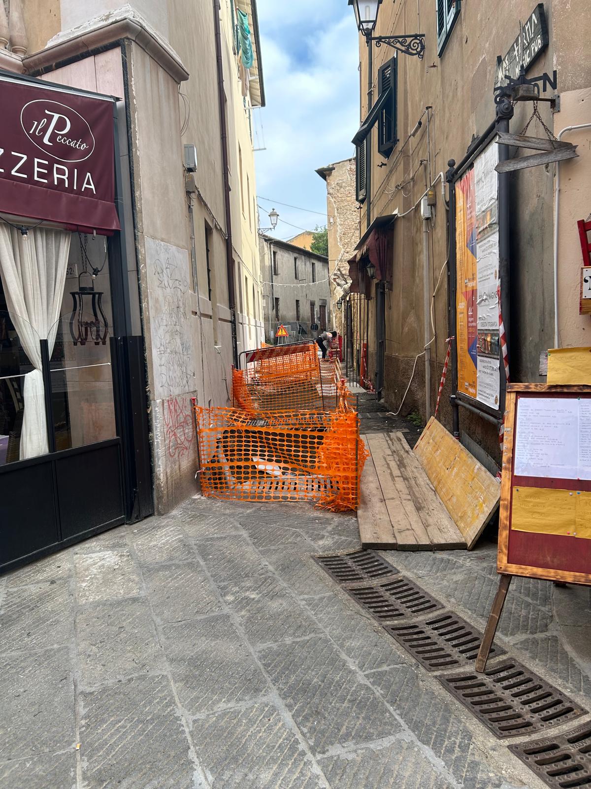 Al via i lavori in via Cairoli