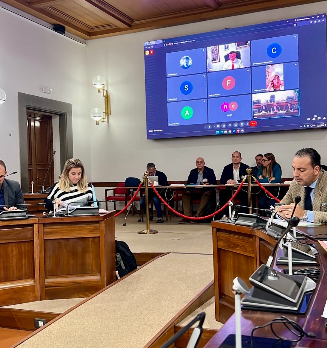 Impianti per lenergia rinnovabile: presentati alla Regione Toscana i criteri per il posizionamento elaborati dai Comuni della Val di Cornia